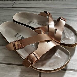 Rose Gold Birkenstocks size 39